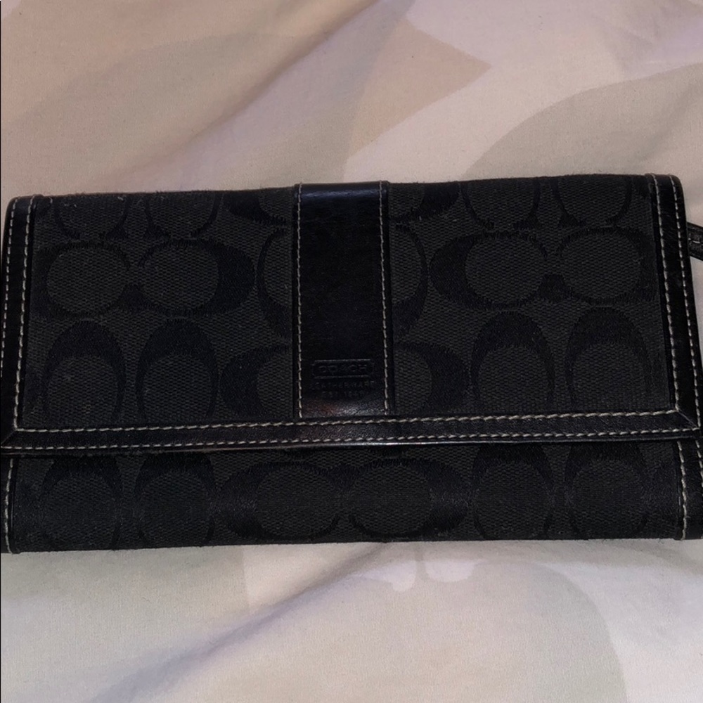Coach trifold women’s wallet